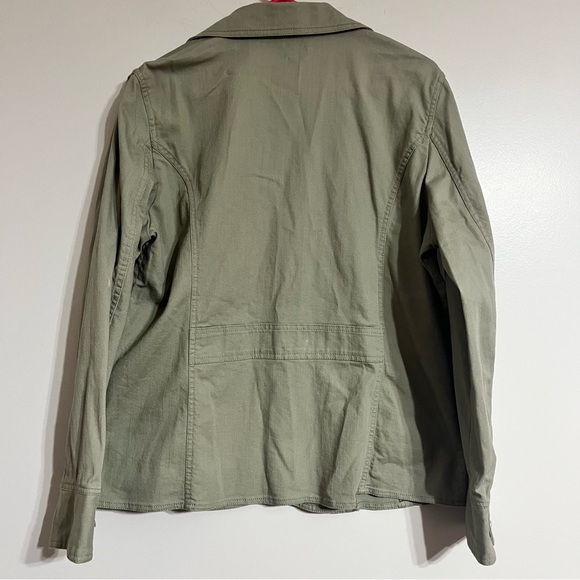 Women’s. D & Co Green Blazer Jacket Tulip Pockets Size Medium - Picture 2 of 8